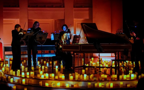 Бах при свечах