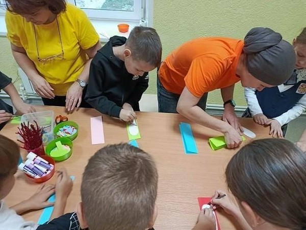 Литературно-музыкальная композиция «Говорите маме нежные слова»