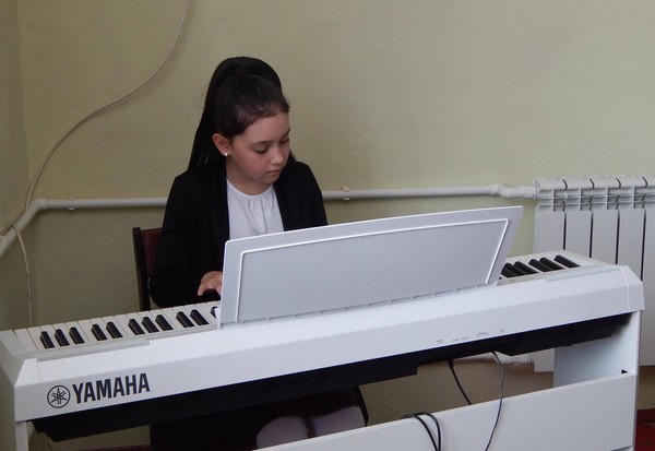 Конкурс на лучшее исполнение этюдов Черни-Гермера учащихся II-VII классов