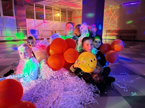 Неоновая дискотека