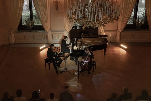 Вивальди и Пьяццолла. Времена года