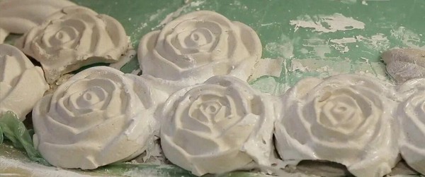 Творческое занятие «Мамочке подарок приготовлю я…»