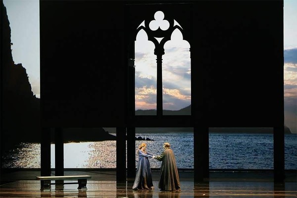 Опера «Симон Бокканегра»