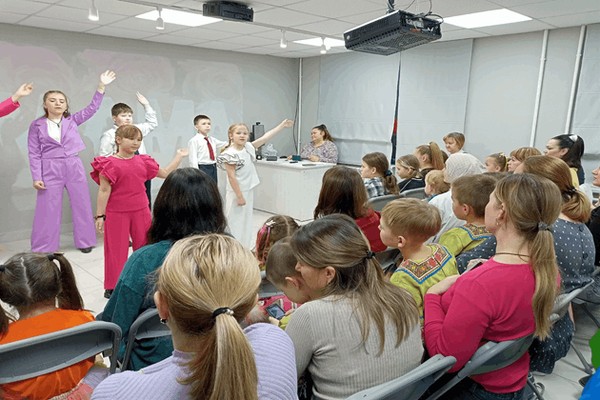 Праздник «С мамой рядом»