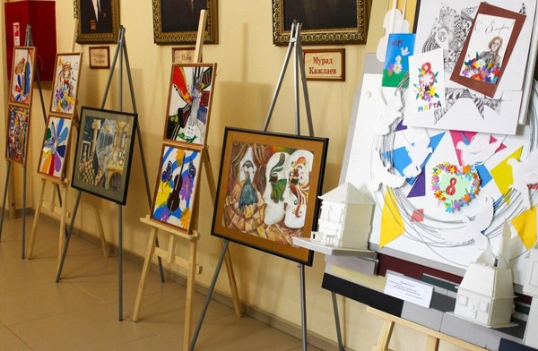 Выставка картин «Золотая осень»