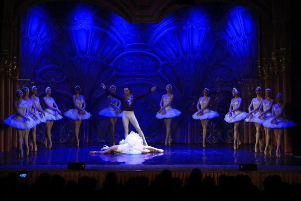 Балет «Лебединое озеро»