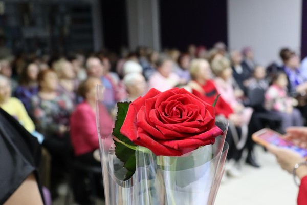 Литературно-музыкальный вечер «Говорите маме нежные слова...»