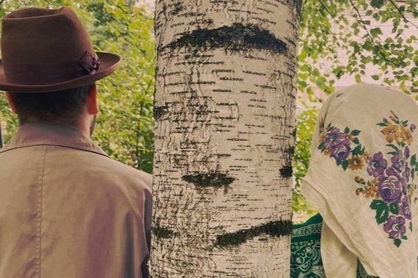 Спектакль «Дом окнами в поле»