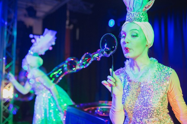 Шоу мыльных пузырей