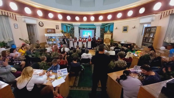 Концертная программа хоровых коллективов МБУК «ЕЦКиД» в рамках акции «Ночь искусств»