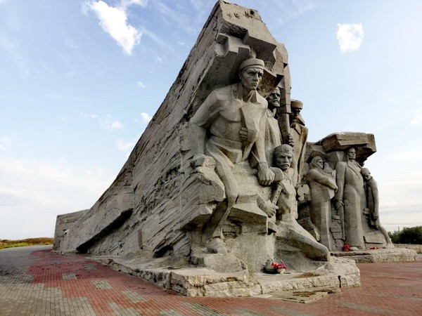 Ночь искусств онлайн. «Несломленный Аджимушкай»