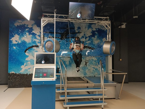 Интерактивная площадка «Виртуальный прыжок с парашютом»