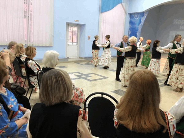 «В хороводе народных мелодий»