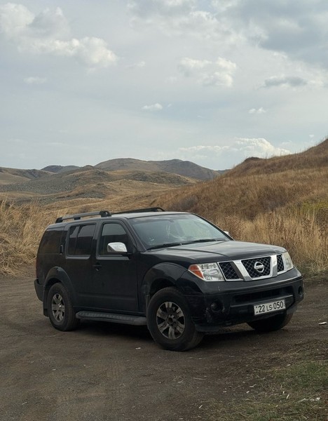 Трансфер из аэропорта или обратно с заездом в Эчмиадзин и храм Звартноц