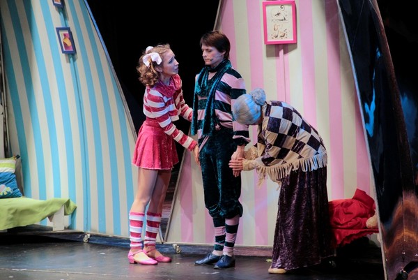 Дмитрий Аверин