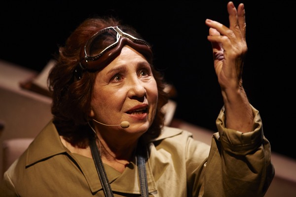 Елена Камбурова