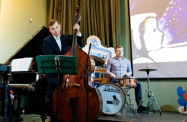 Летучий корабль. Музыкальная сказка с песочной анимацией