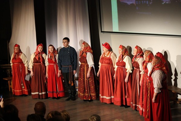 Фольклорная программа «Матенка родима — свеця неугасима»