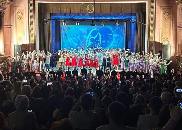 Концерт «Мир начинается с мамы»