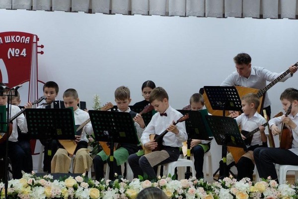 Программа «Концертная гитарная школа»