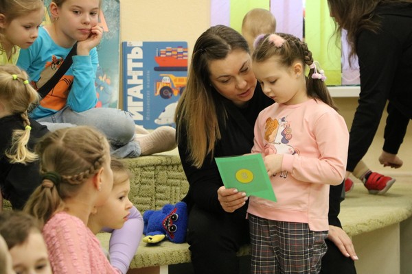 Фестиваль «С мамой по книжной вселенной»