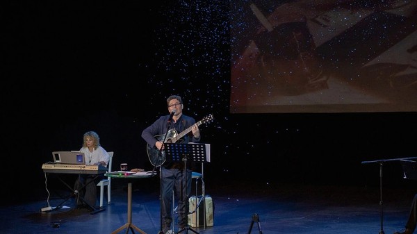 Май Парецкий. Мама