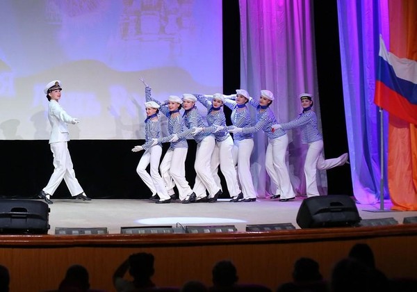 Концерт «Творческий букет для мамы»