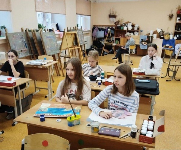 МЕТЕЛЬ В ЗВУКАХ И КРАСКАХ