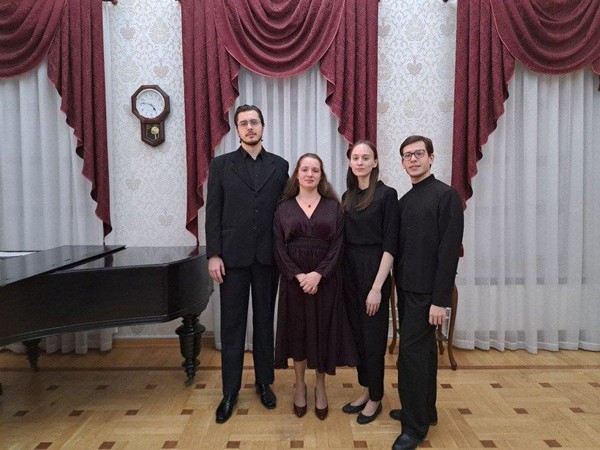 МУЗЫКИ ЧАРУЮЩИЕ ЗВУКИ