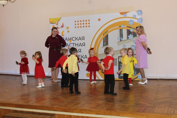 Праздник для дошкольников и их родителей «Мамино воскресенье»