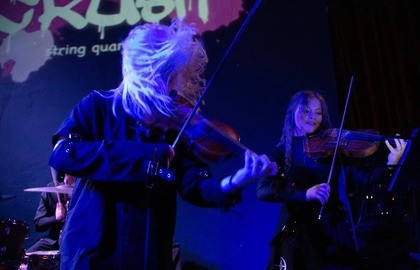 Мировые рок-хиты. Новогодний концерт Crush String Quartet в сердце города