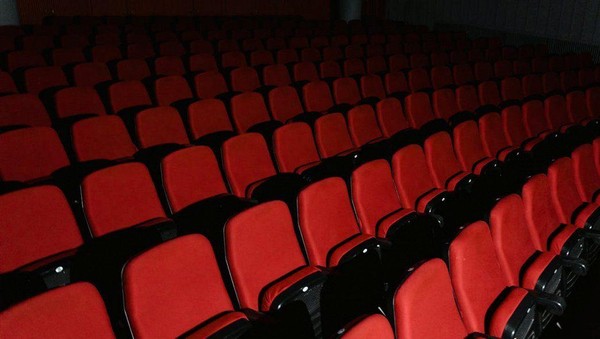 Театральная читка «Лисьи огни»