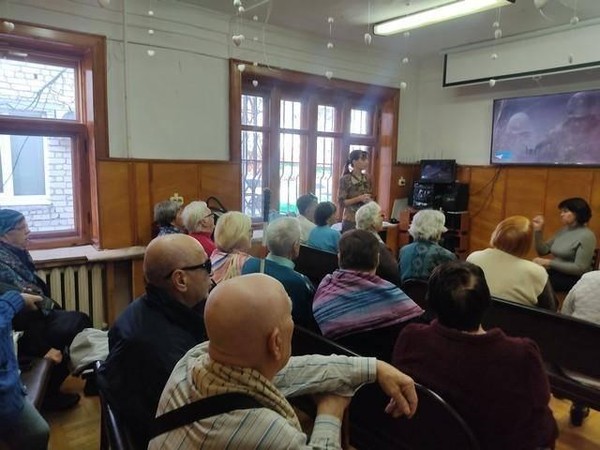 Информационный час «Единство народа – несокрушимая крепость»