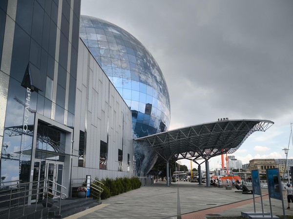 Выставки экспозиционно-образовательного корпуса «Планеты Океан»