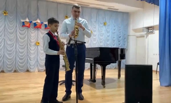 Концерт преподавателей и учащихся посвященный всероссийской акции «Музыка всех объединяет»