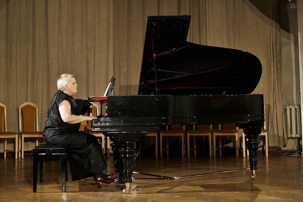 Концерт «Шедевры великих пианистов-композиторов. Большие сонаты и транскрипции»