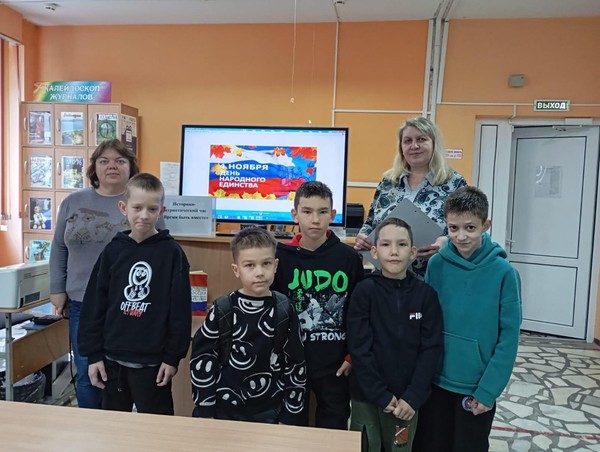 Историко–патриотический час «Время быть вместе»