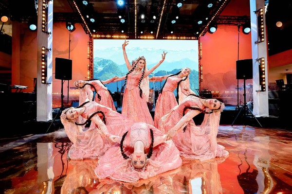 Урок «Путь артиста с первых па»