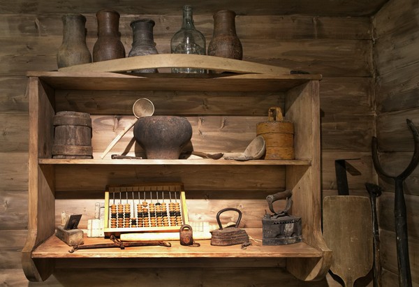 Игровая программа «Не мытьём, так катаньем»