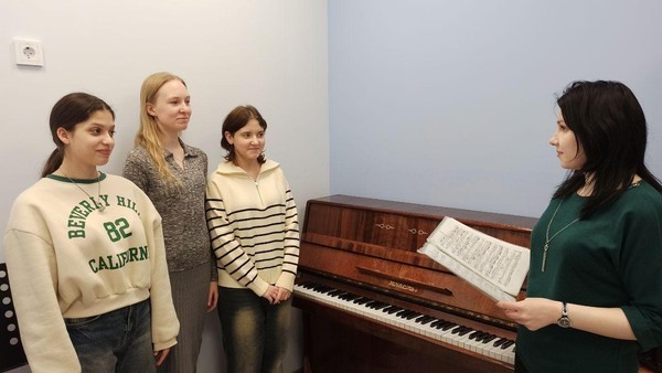 Мастер-класс «Игровые песни и прибаутки для детей»