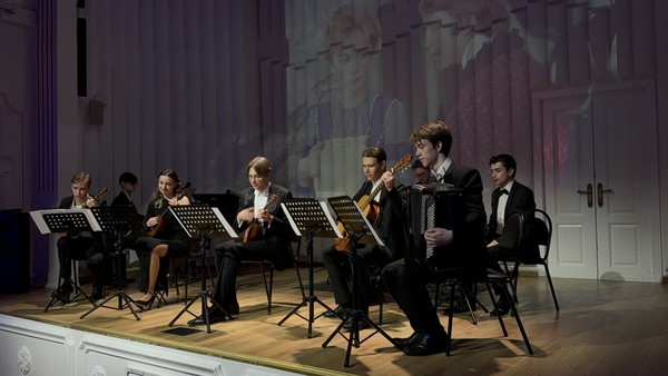 Обыкновенное чудо. Музыка из фильмов наших родителей