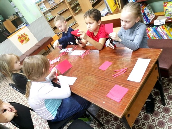 Кружок «Чудесная мастерская «Осенняя аппликация»