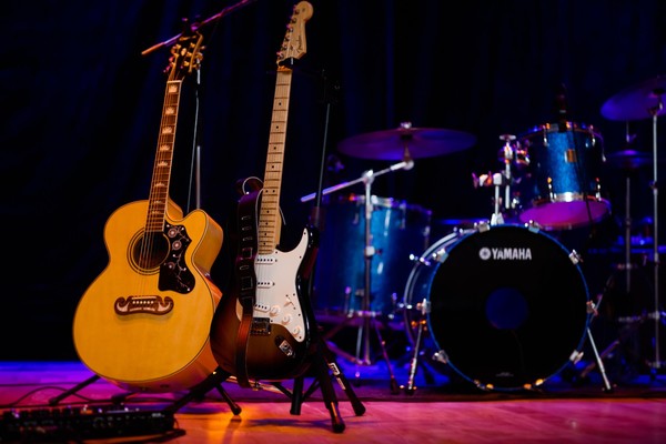 Спектакль «ДОБРО ПОЖАЛОВАТЬ, ИЛИ посторонним ВХОД ВОСПРЕЩЁН!»