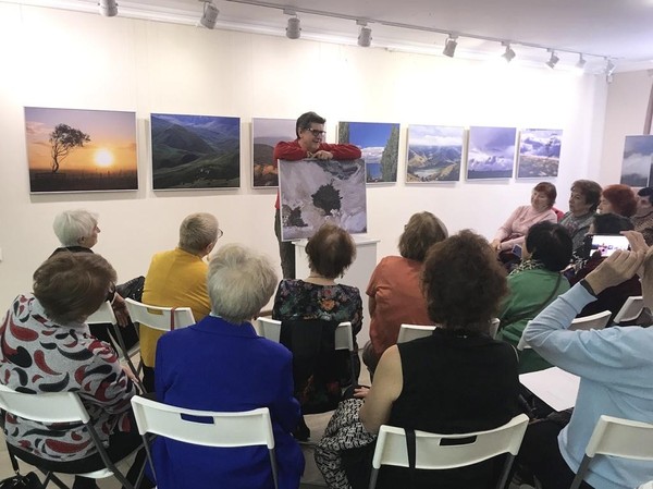 Выставки живописи «Игра света»