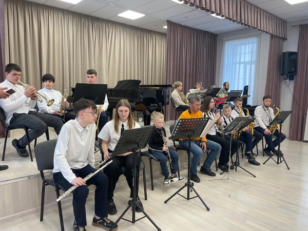 Лекция «Духовой оркестр – дышим вместе!»