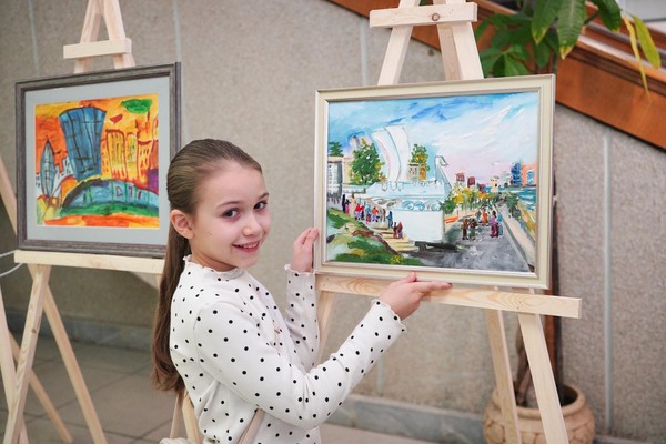 Выставка детского рисунка «Мир глазами детей: город сегодня – город мечта!»