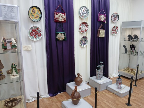 Выставка «В единстве культур — сила народа»