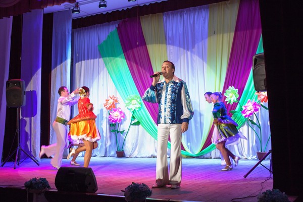 Концертная программа «Единым духом мы сильны»