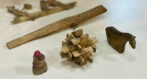 Как жили, так и играли