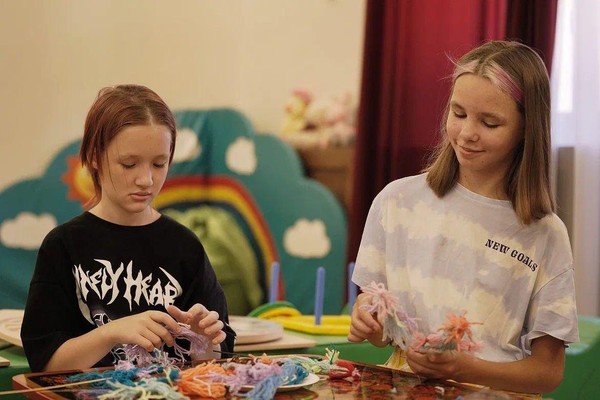 Экскурсия «Аппликация по мотивам сказки»